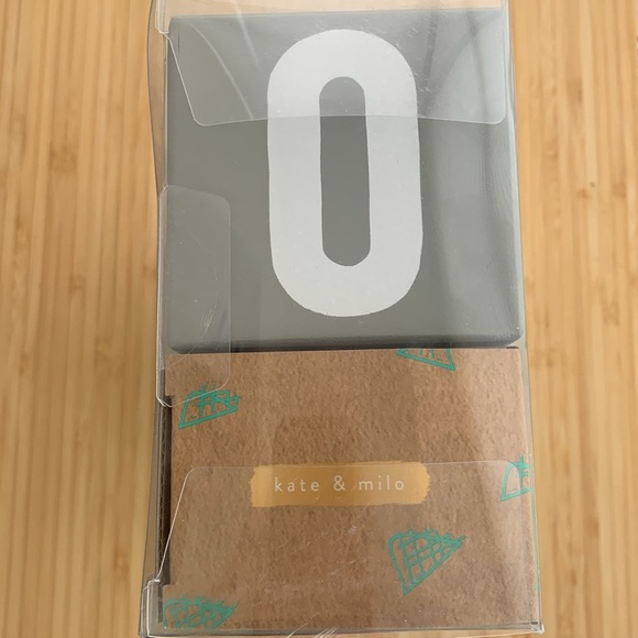 Kate & Milo WOODEN MILESTONE AGE BLOCKS Milestone Keepsakes & Photo Props - Picture 2 of 6